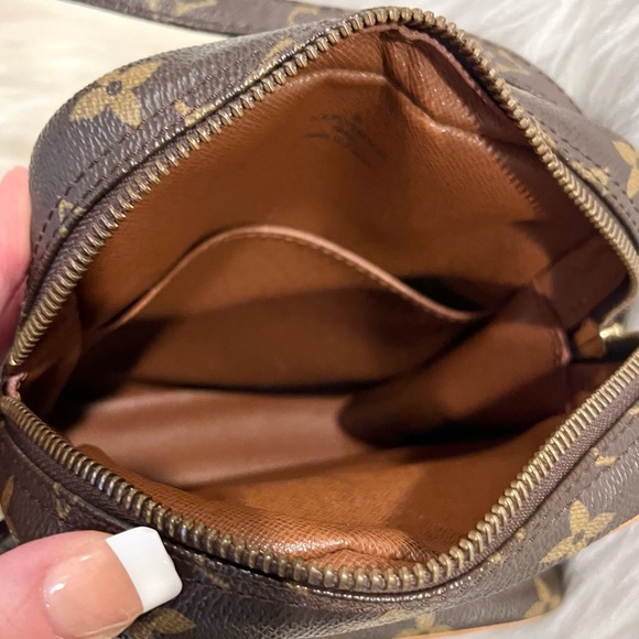 GOOD CONDITION! Authenticated Louis Vuitton Amazon Crossbody Shoulder Bag Purse - Picture 10 of 16